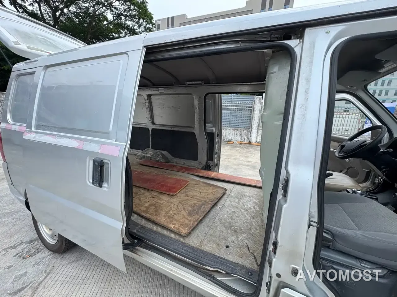 Wuling EV50 2021 Van Logistics Vehicle with Lishen 41.6kWh Tongyu Electronic Control — фото 8