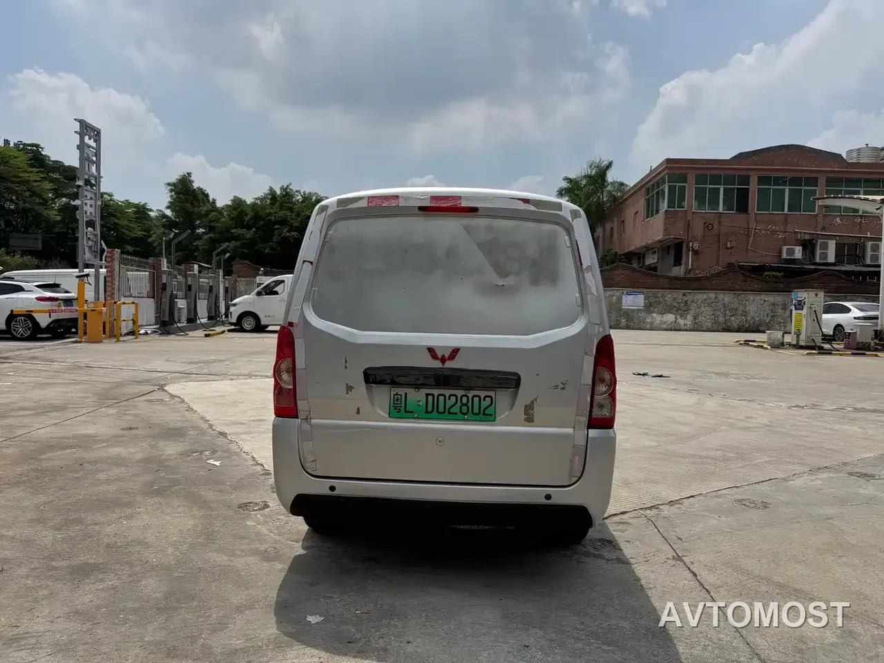 Wuling EV50 2021 Van Logistics Vehicle with Lishen 41.6kWh Tongyu Electronic Control — фото 14