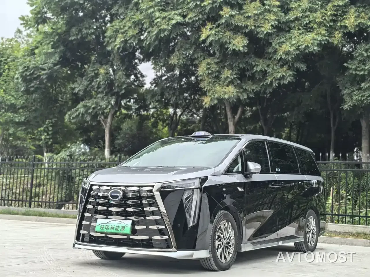 GAC Trumpchi Xiangwang M8 2025 Model QianKun Series Ultra First Class — фото 1