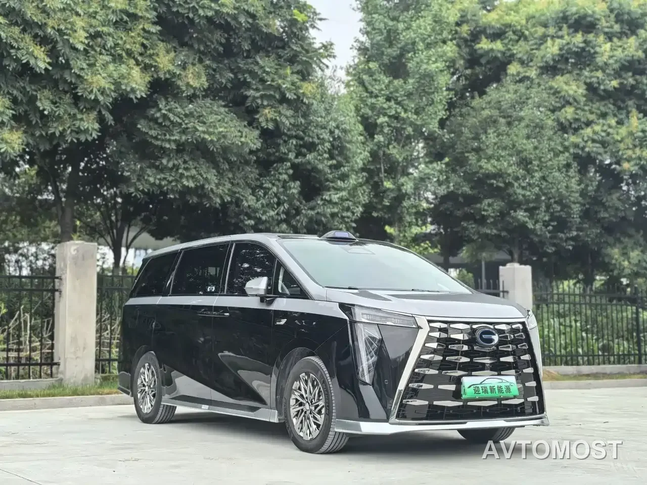 GAC Trumpchi Xiangwang M8 2025 Model QianKun Series Ultra First Class — фото 3