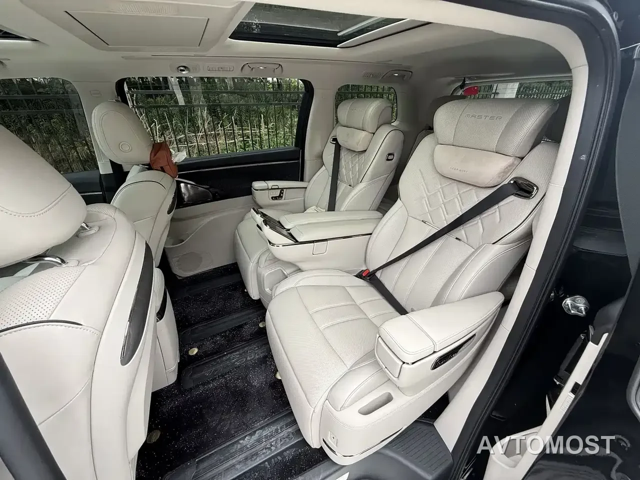 GAC Trumpchi Xiangwang M8 2025 Model QianKun Series Ultra First Class — фото 18