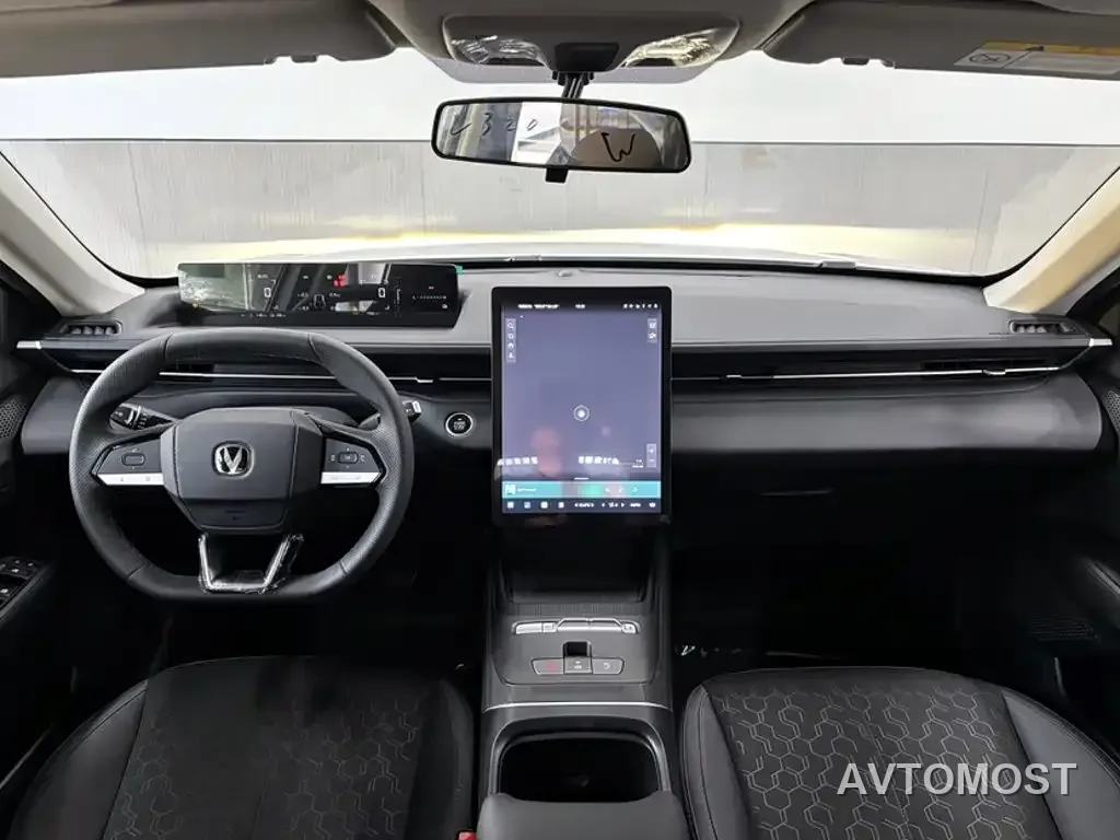 Changan Eado PHEV 2025 Smart New Blue Whale 145KM High-Performance Edition — фото 12