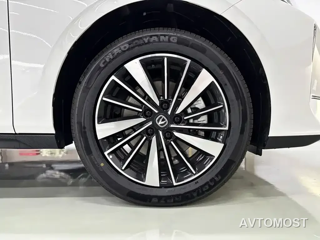 Changan Eado PHEV 2025 Smart New Blue Whale 145KM High-Performance Edition — фото 23