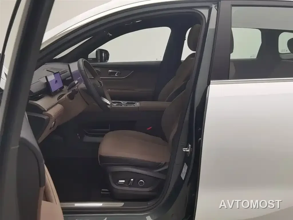 Chery Fengyun T8 2025 1.5T 130km Premium Edition 5-Seater — фото 9