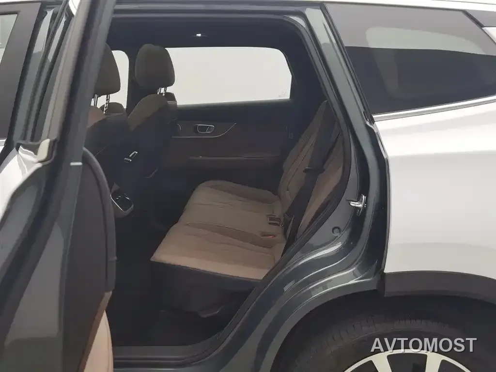 Chery Fengyun T8 2025 1.5T 130km Premium Edition 5-Seater — фото 11