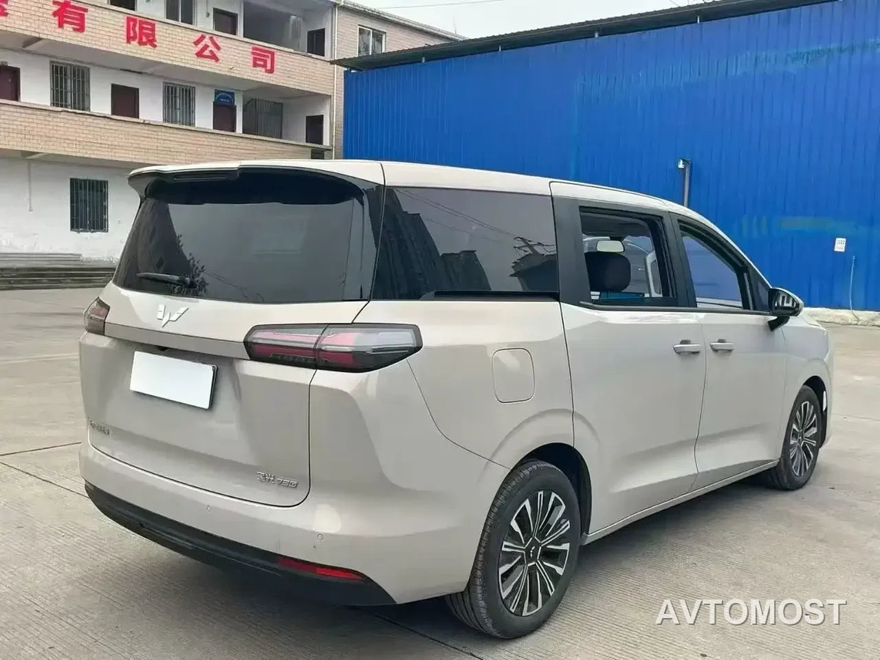 Wuling Motors Xingguang 730 New Energy 2025 Model Plug-in Hybrid Base Version — фото 5