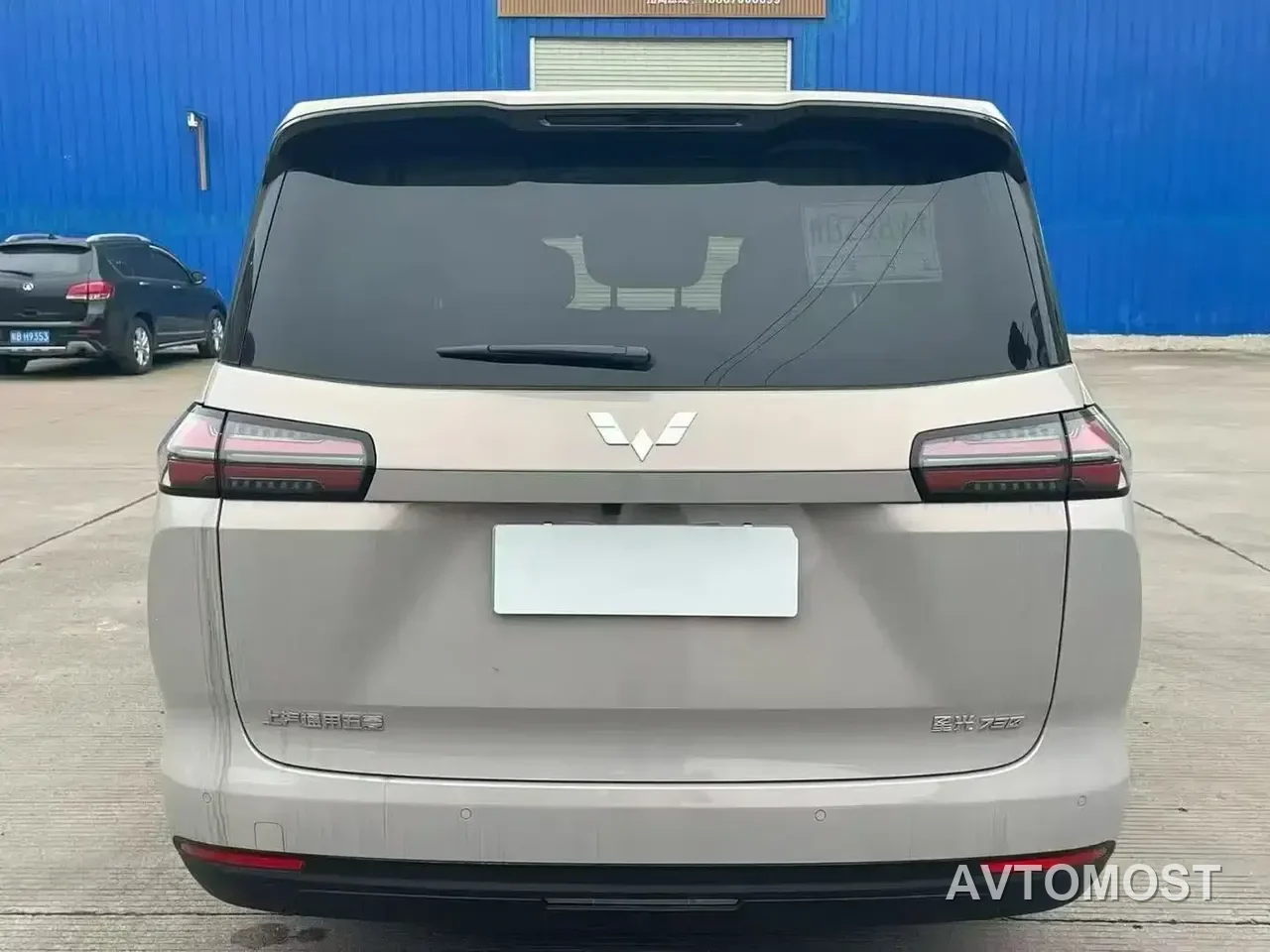Wuling Motors Xingguang 730 New Energy 2025 Model Plug-in Hybrid Base Version — фото 9