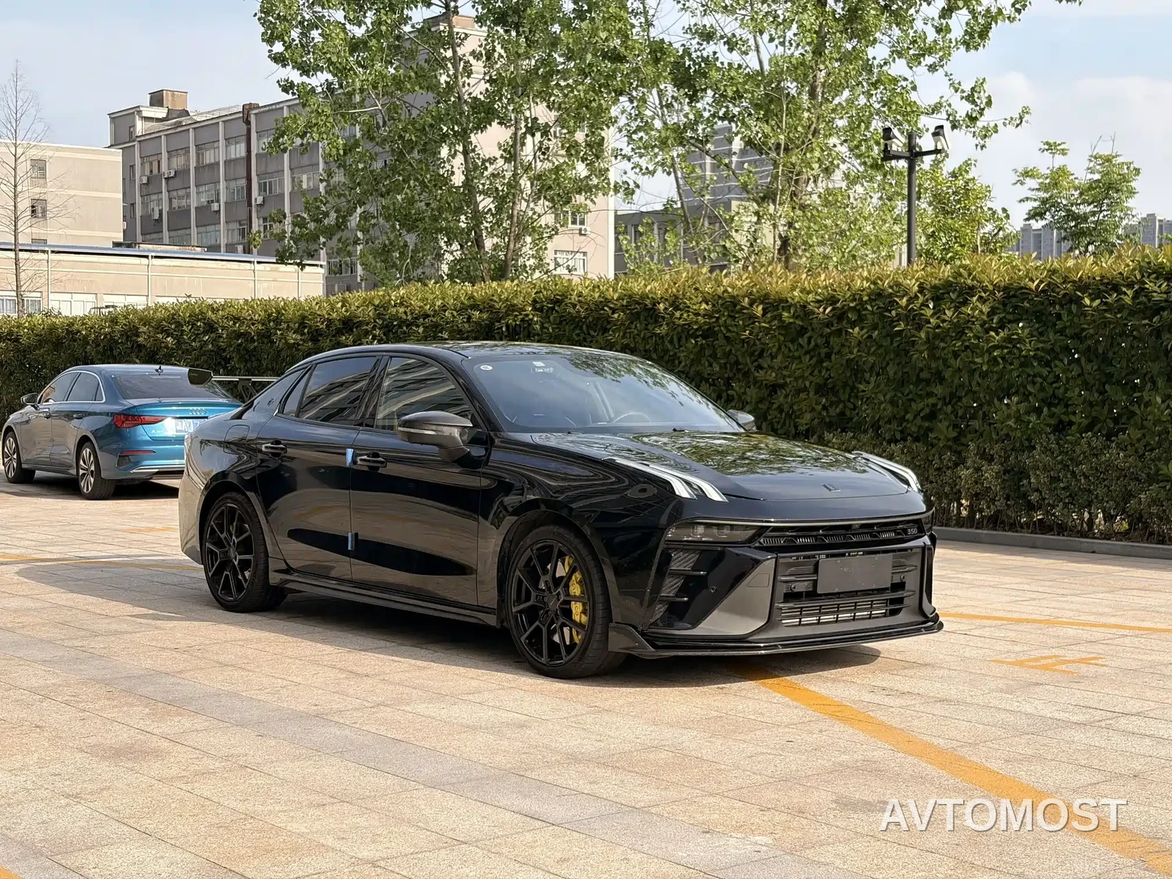 Lynk & Co 03 2023 03+ Racing AWD Edition — фото 2