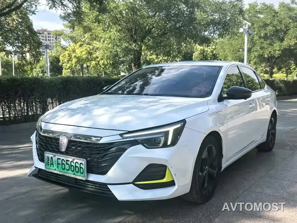 Roewe i6 MAX EV 2020 Model 1.5T PHEV Cool Edition — фото 1