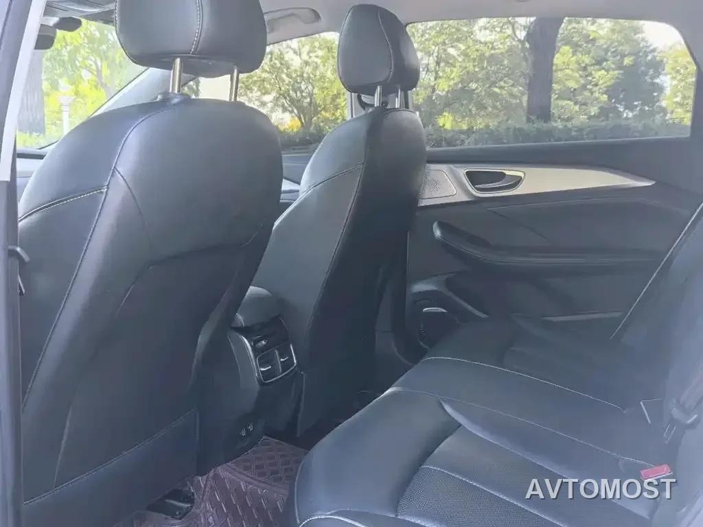 Roewe i6 MAX EV 2020 Model 1.5T PHEV Cool Edition — фото 7