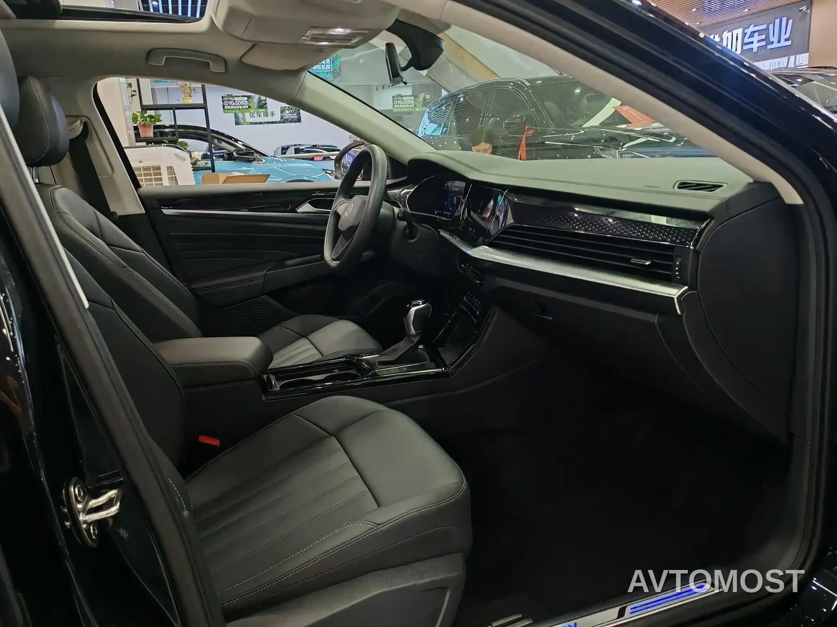 Volkswagen Passat New Energy 2022 430PHEV Hybrid Business Edition — фото 11