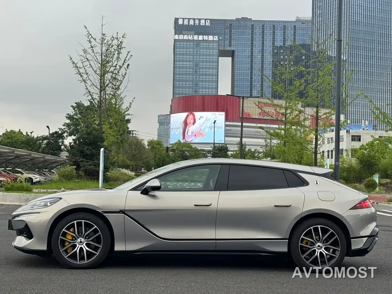 Denza Z9GT 2024 Model 1100 AWD Pro Edition — фото 20