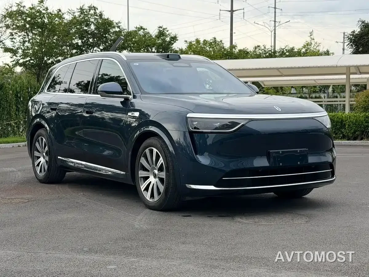 AITO M8 2025 Range Extender Max+ Edition 53.4kWh 5-seater — фото 3