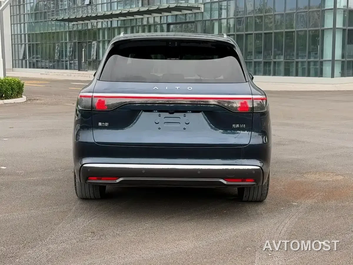 AITO M8 2025 Range Extender Max+ Edition 53.4kWh 5-seater — фото 4