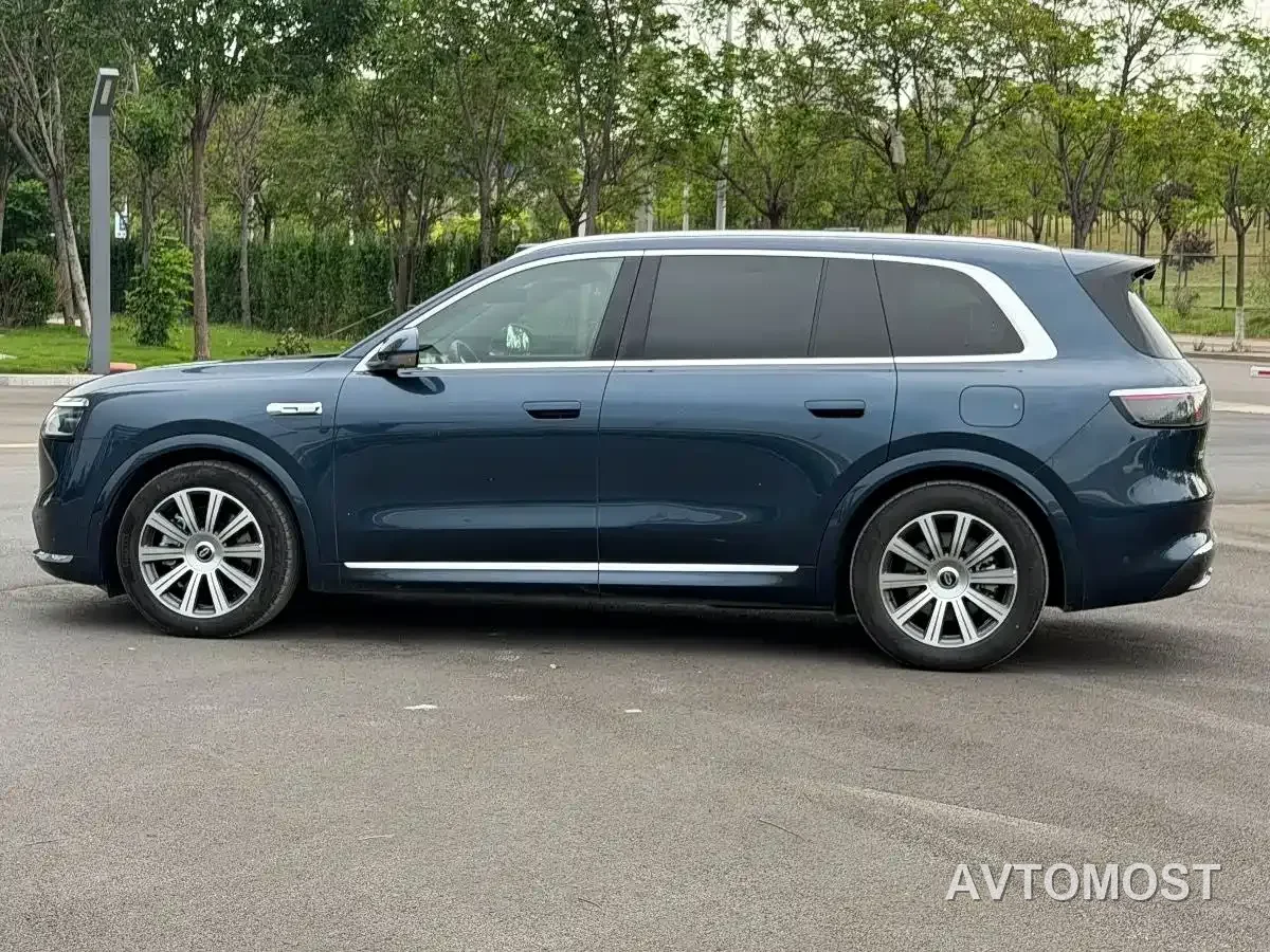 AITO M8 2025 Range Extender Max+ Edition 53.4kWh 5-seater — фото 5
