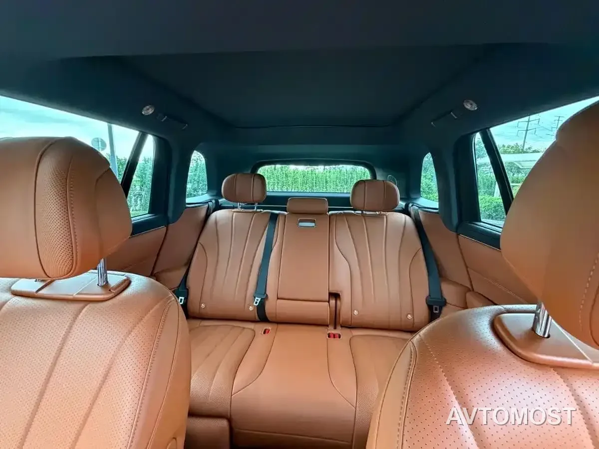 AITO M8 2025 Range Extender Max+ Edition 53.4kWh 5-seater — фото 14