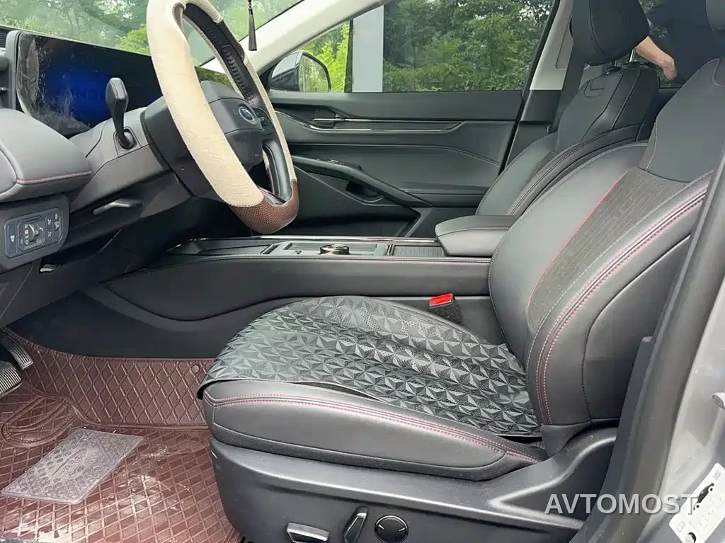 Ford Mondeo 2023 EcoBoost 245 Luxury — фото 16