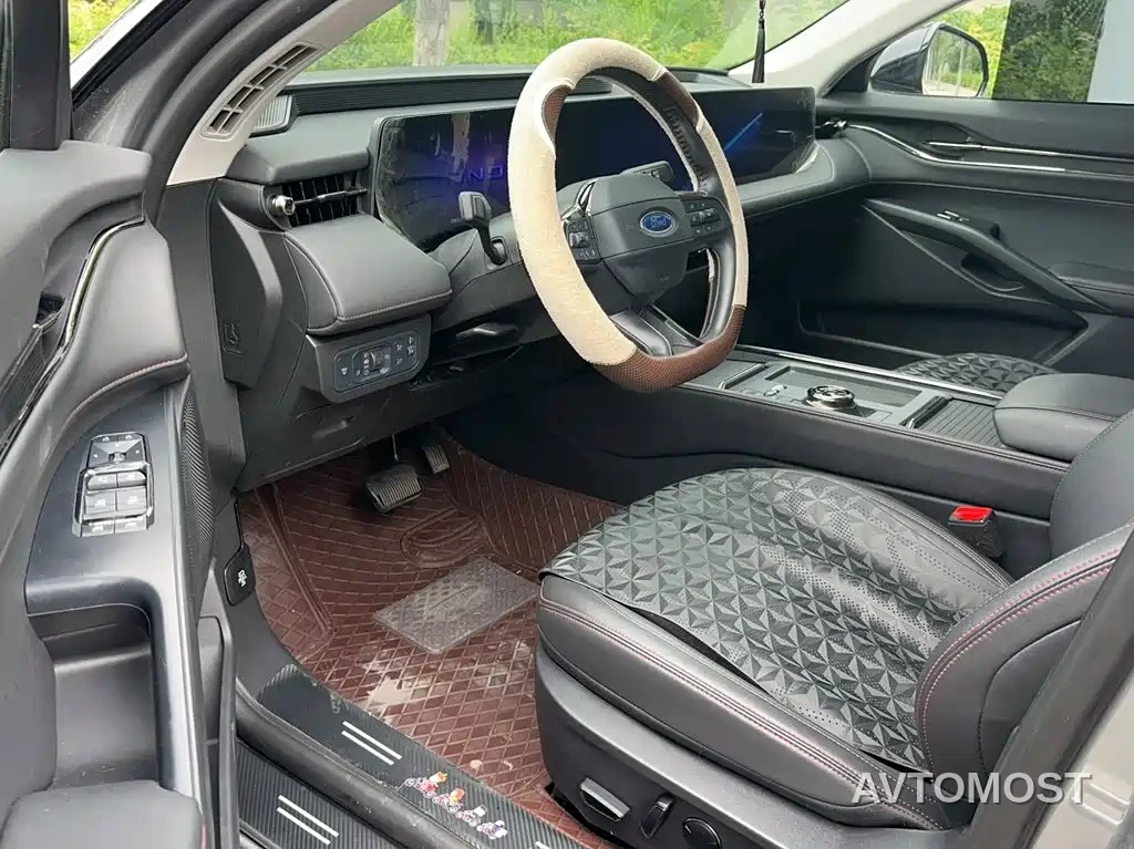 Ford Mondeo 2023 EcoBoost 245 Luxury — фото 17