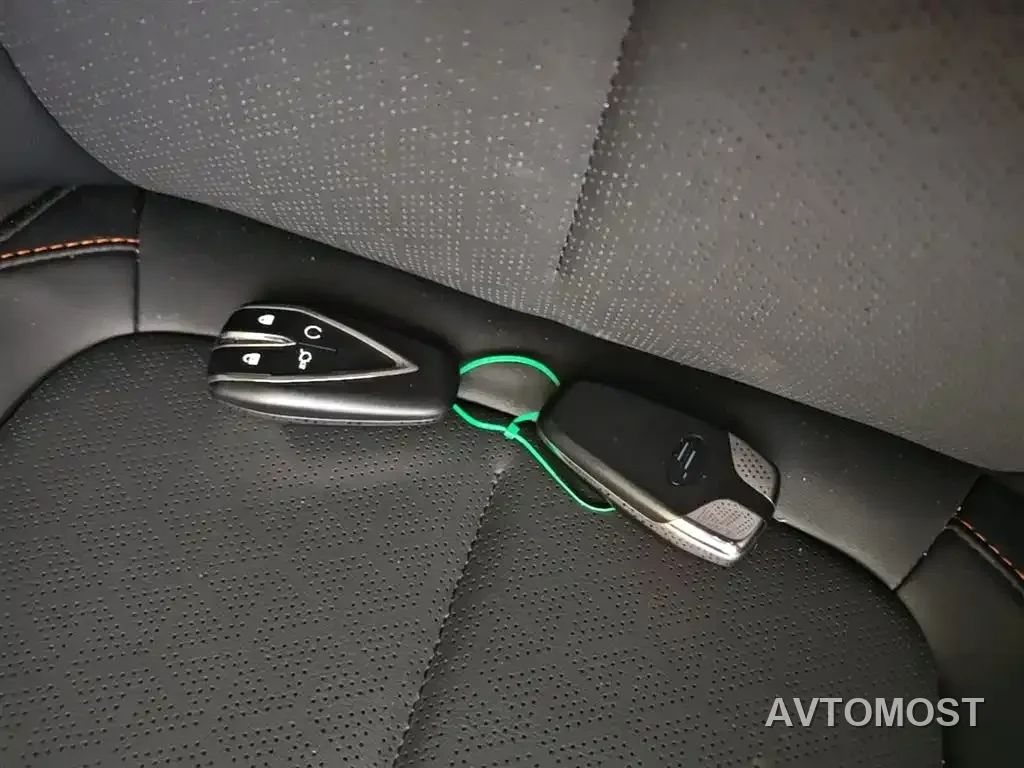 Changan Oshan Z6 EV 2023 Smart Electric iDD 150KM Flagship PLUS — фото 23