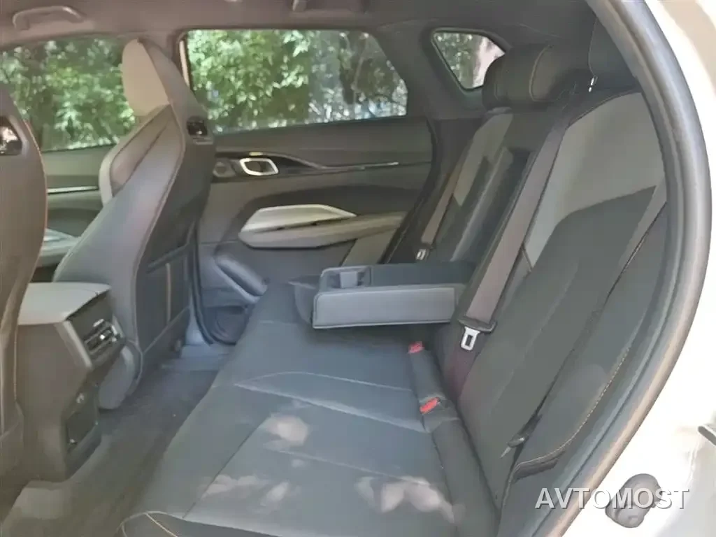 Changan Oshan Z6 EV 2023 Smart Electric iDD 150KM Flagship PLUS — фото 16