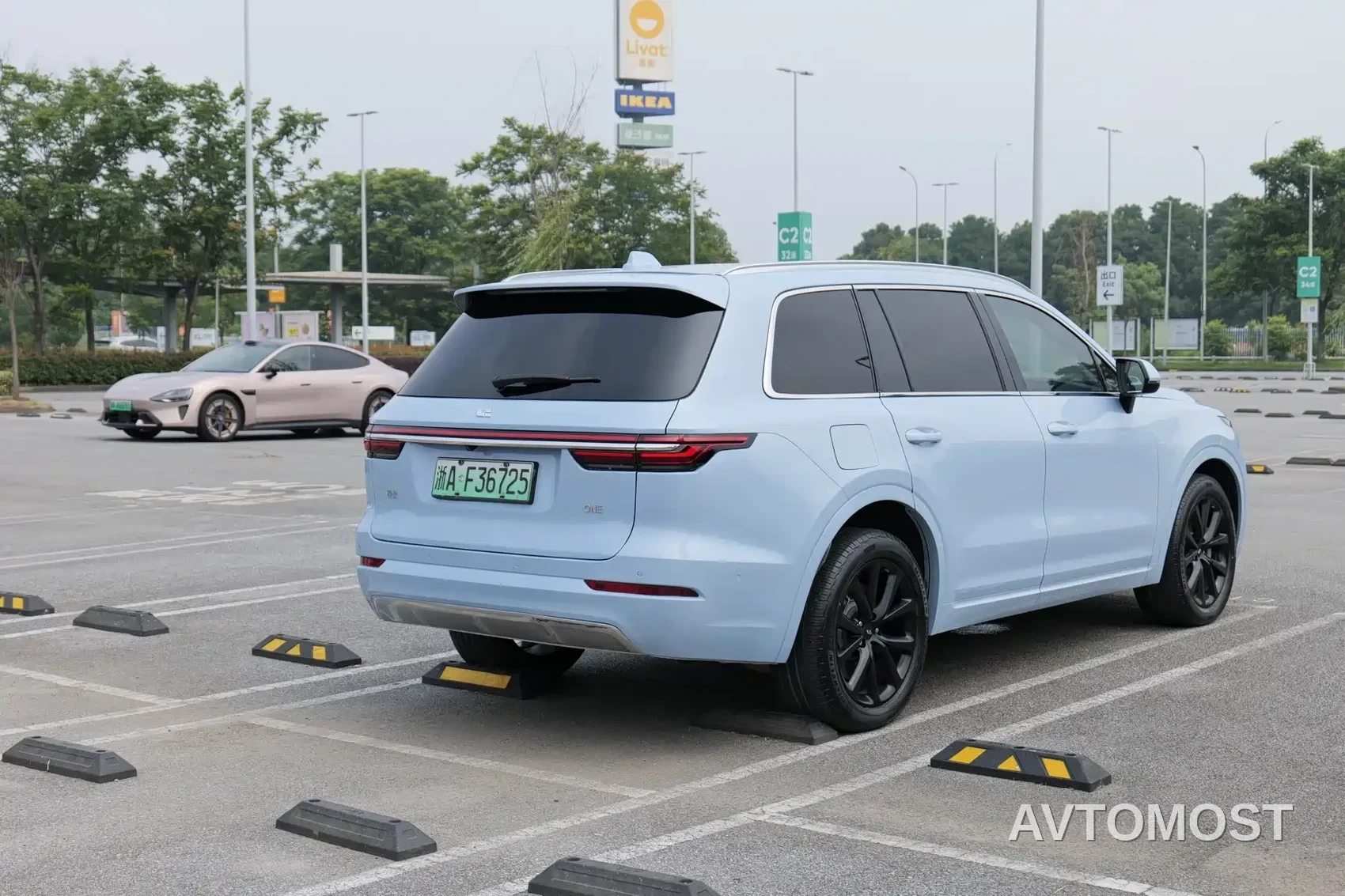 Li ONE 2020 Extended Range 6-seater — фото 5
