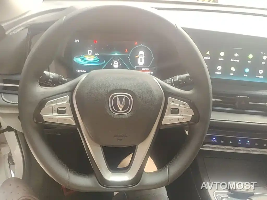 Changan CS55 EV 2020 Standard Range Smart Edition — фото 7