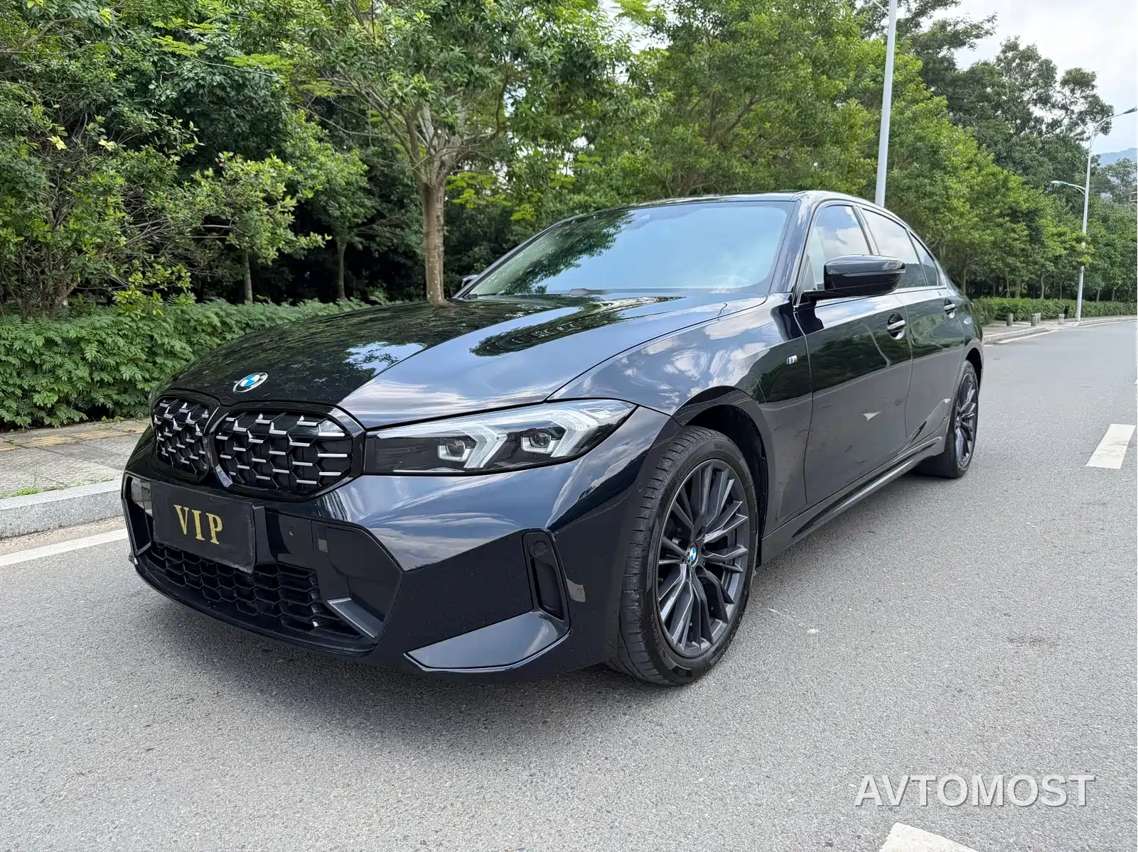 BMW 3 Series 2023 325Li M Sport Black Night Package — фото 1
