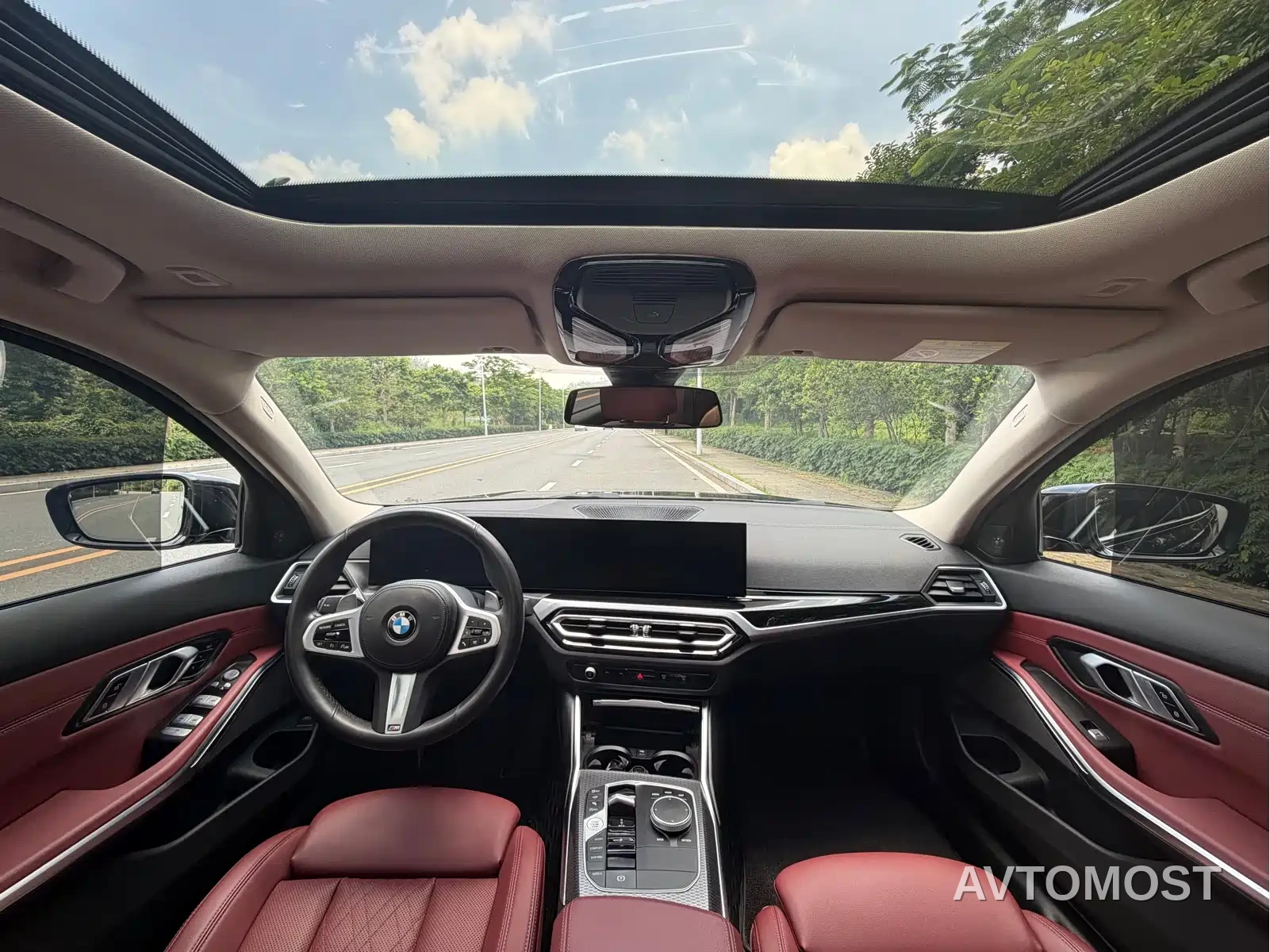 BMW 3 Series 2023 325Li M Sport Black Night Package — фото 15