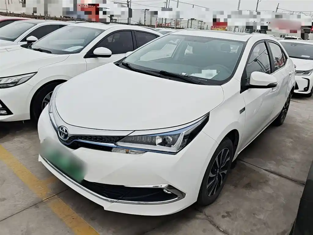 Toyota Corolla Twin Engine E+ 2019 1.8L E-CVT Leading Edition — фото 2