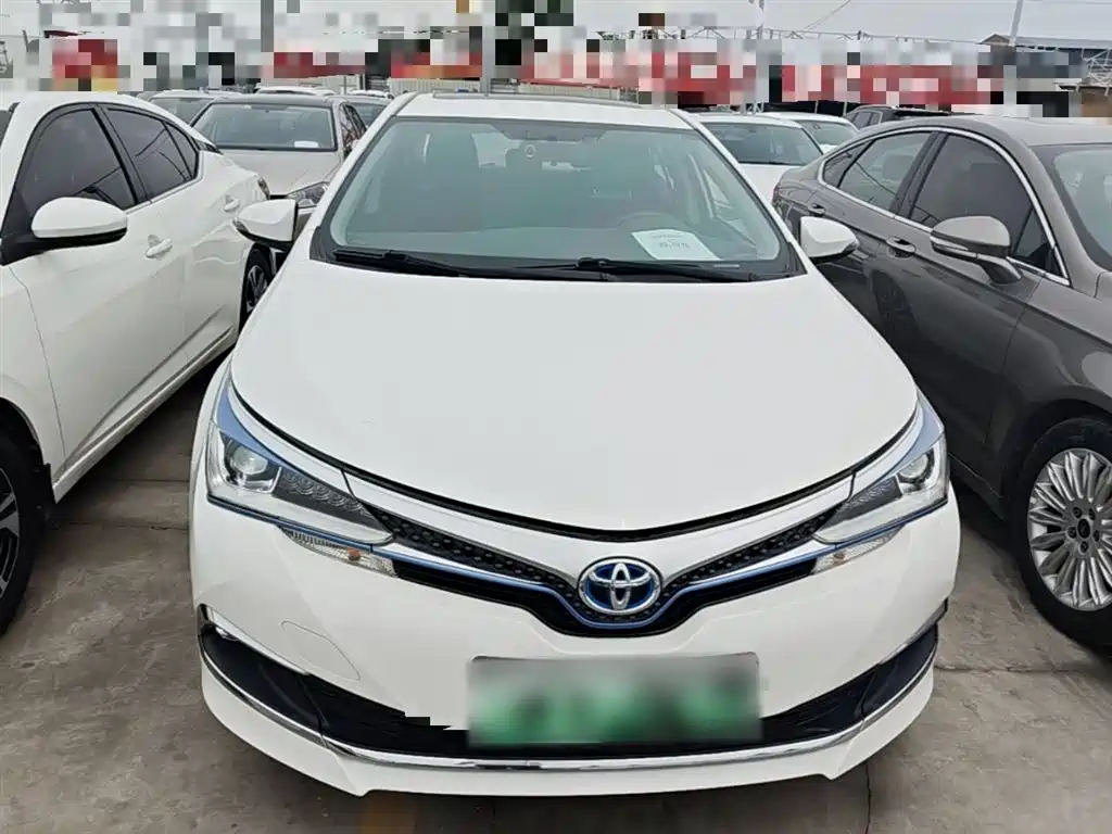 Toyota Corolla Twin Engine E+ 2019 1.8L E-CVT Leading Edition — фото 3
