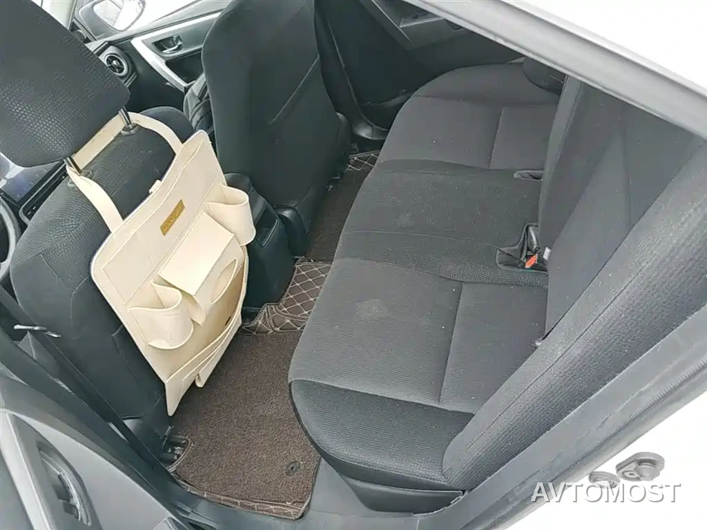 Toyota Corolla Twin Engine E+ 2019 1.8L E-CVT Leading Edition — фото 16