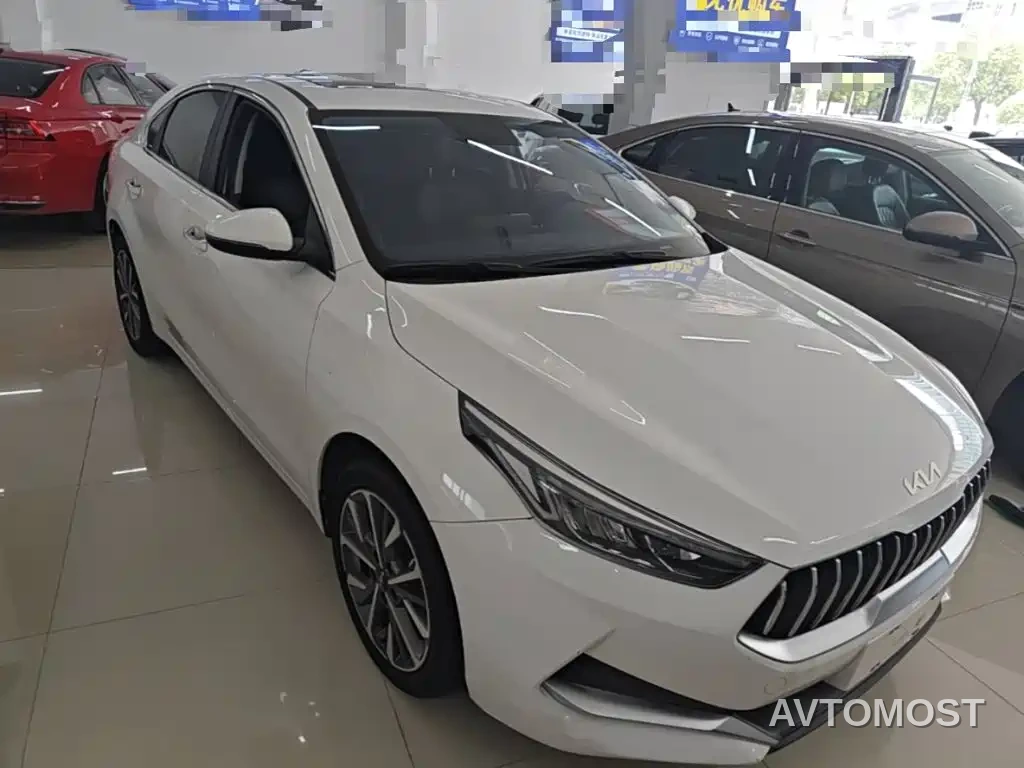 Kia K3 2021 Facelift 1.5L CVT Fashion Edition — фото 17