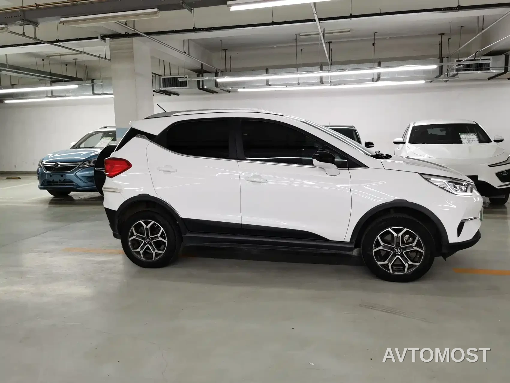 BYD Yuan Pro 2023 401KM Luxury — фото 2