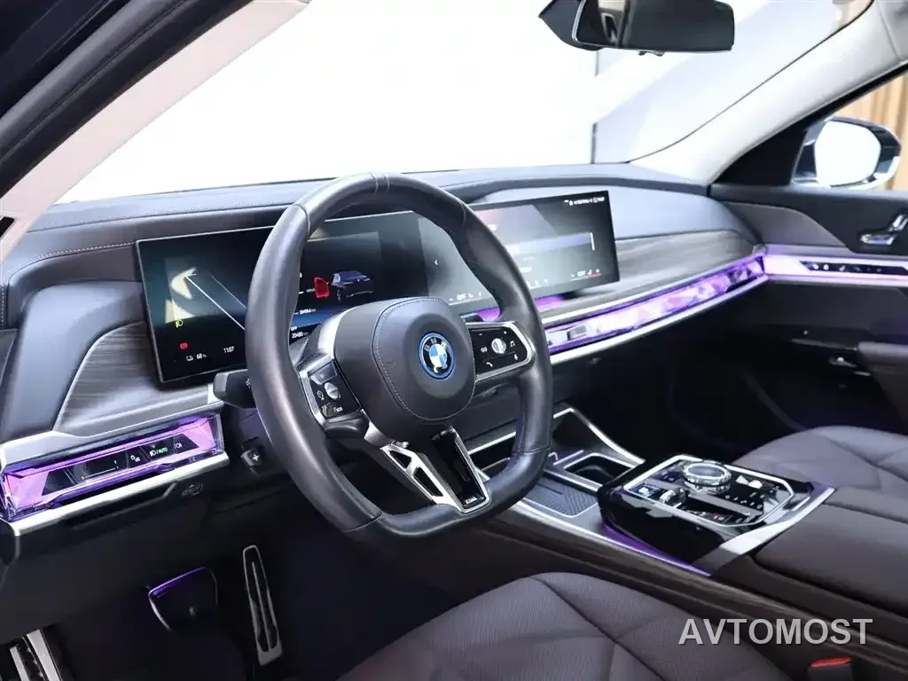 BMW i7 2023 eDrive50L Leading M Sport Package — фото 10