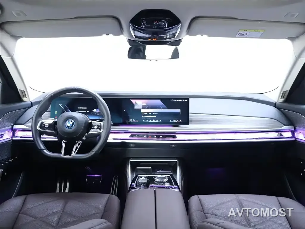 BMW i7 2023 eDrive50L Leading M Sport Package — фото 11