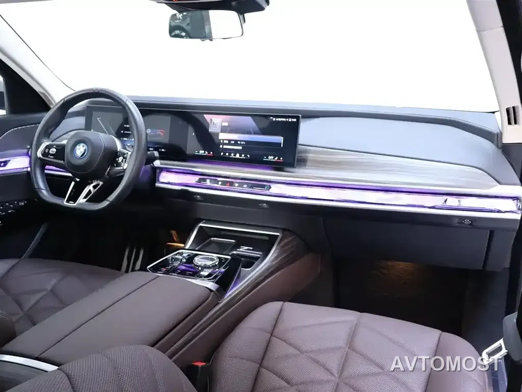 BMW i7 2023 eDrive50L Leading M Sport Package — фото 17