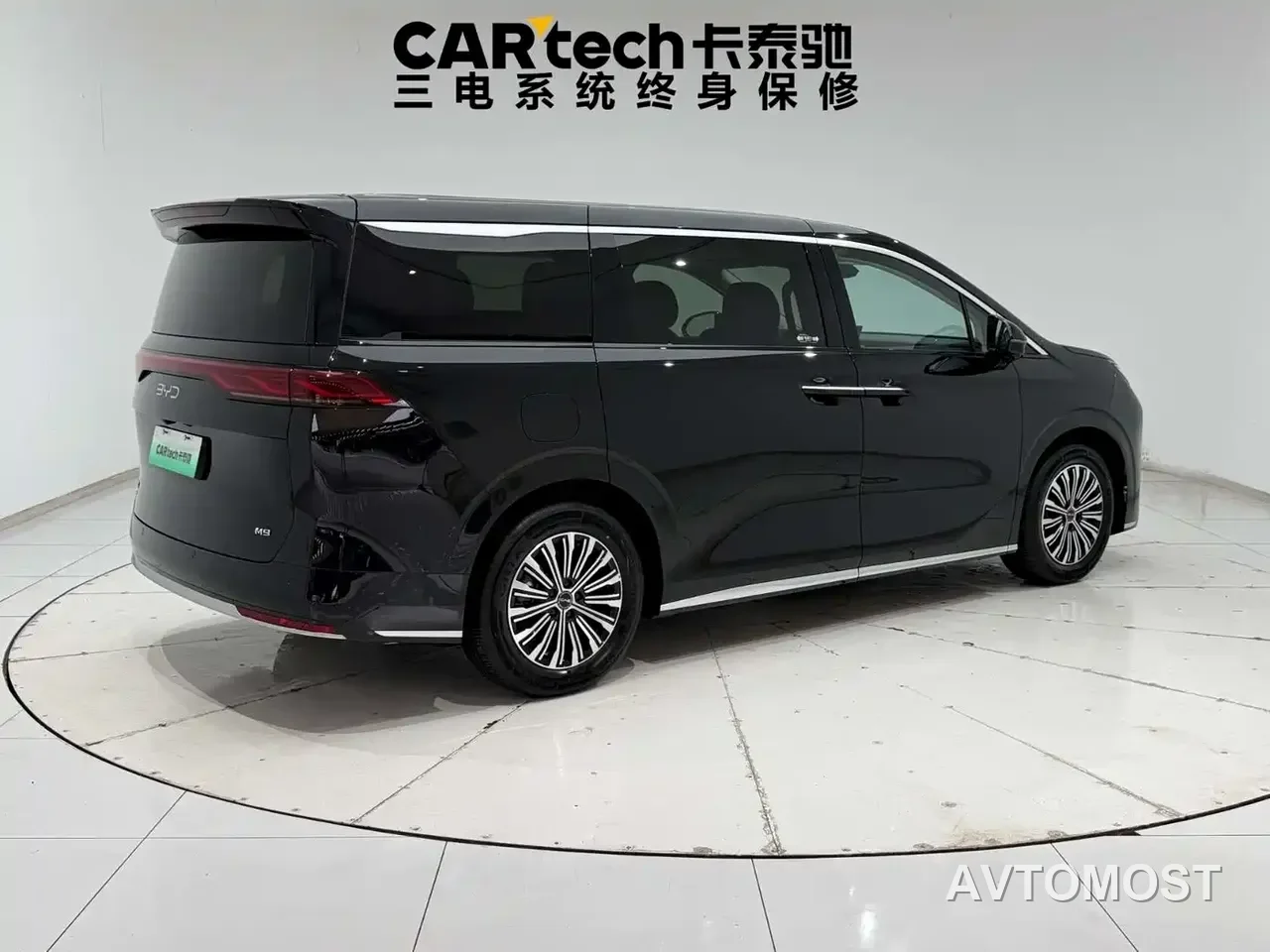 BYD M9 2025 Model 1060 Pilot Edition — фото 10