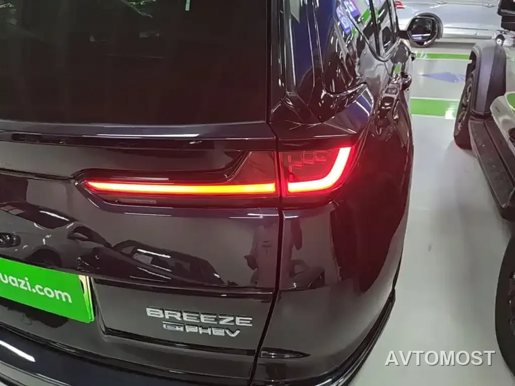 Honda Breeze New Energy 2022 Model e:PHEV Premium Edition — фото 8