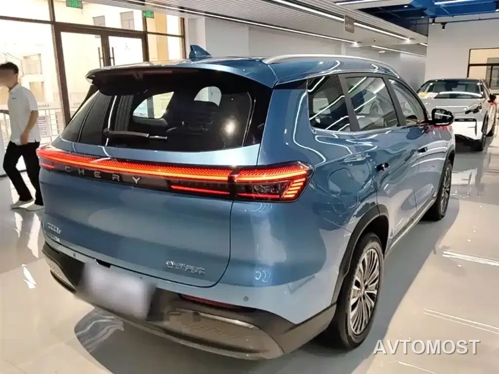 Chery Tiggo 8 PLUS C-DM 2025 1.5T 116km Premium 5-Seater — фото 7