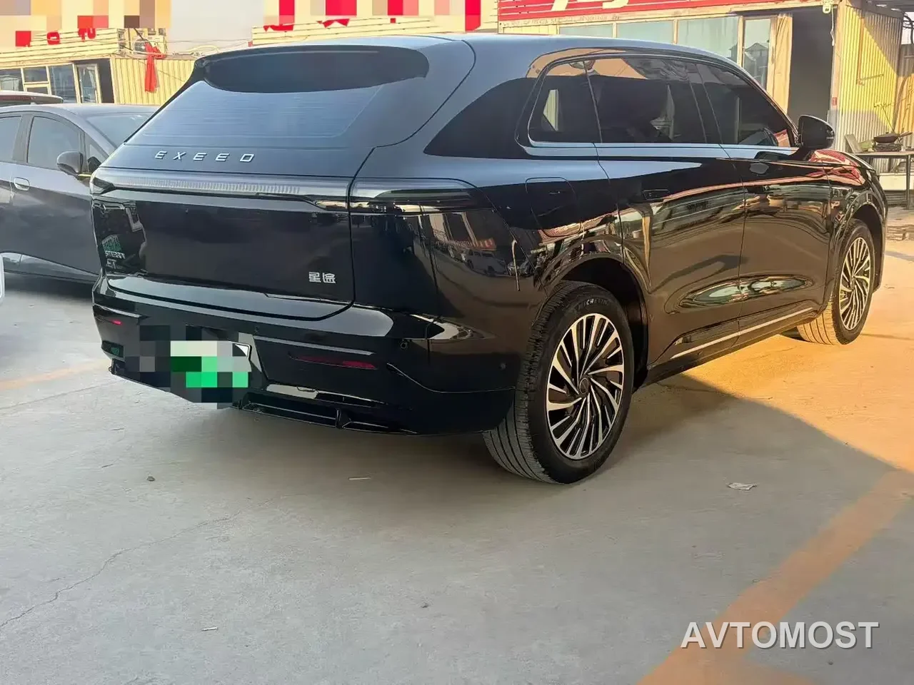 Exeed Exlantix ET 2024 Model Extended Range 200 Pro — фото 2