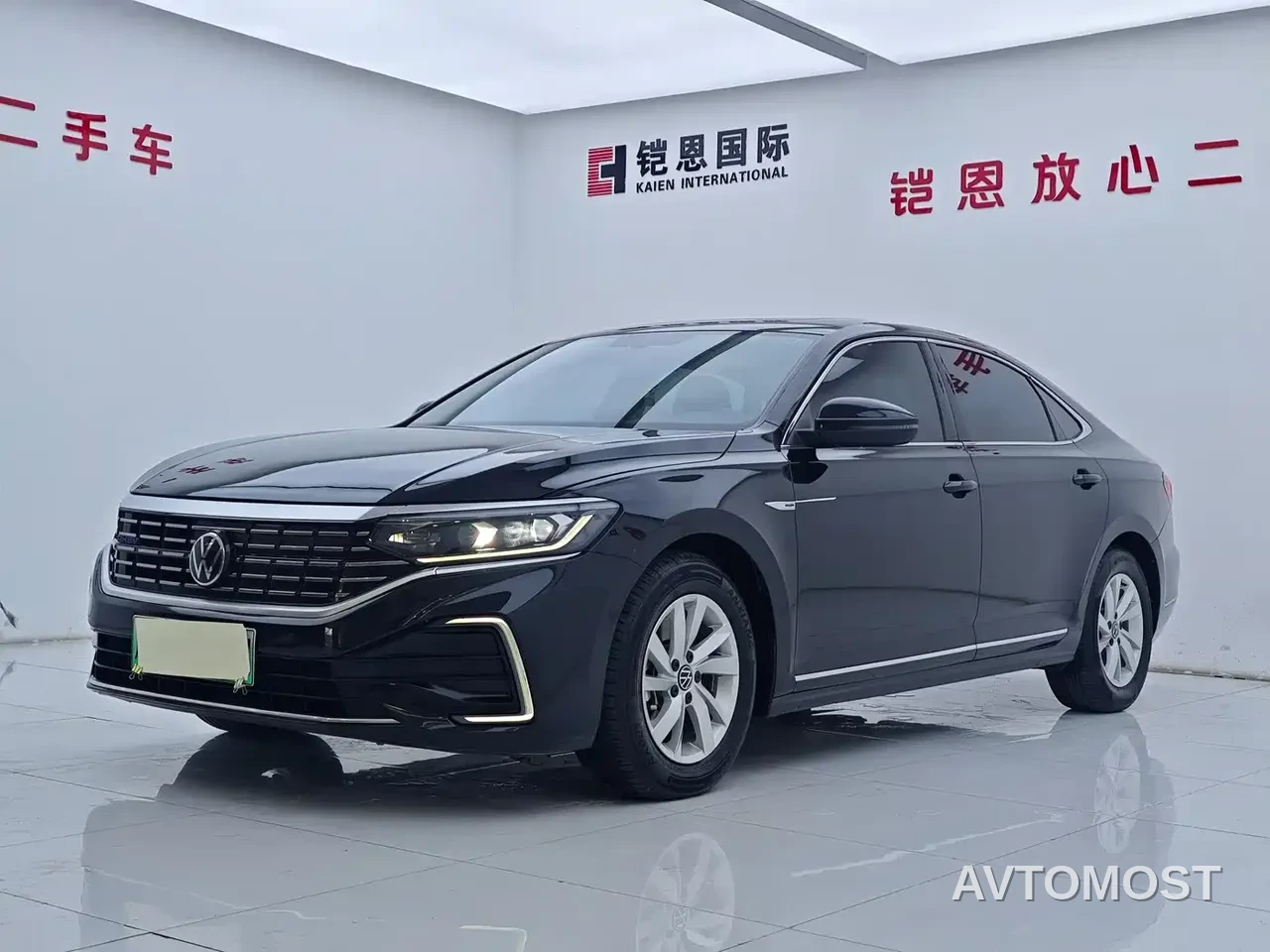 Volkswagen Passat New Energy 2022 430PHEV Hybrid Business Edition — фото 1