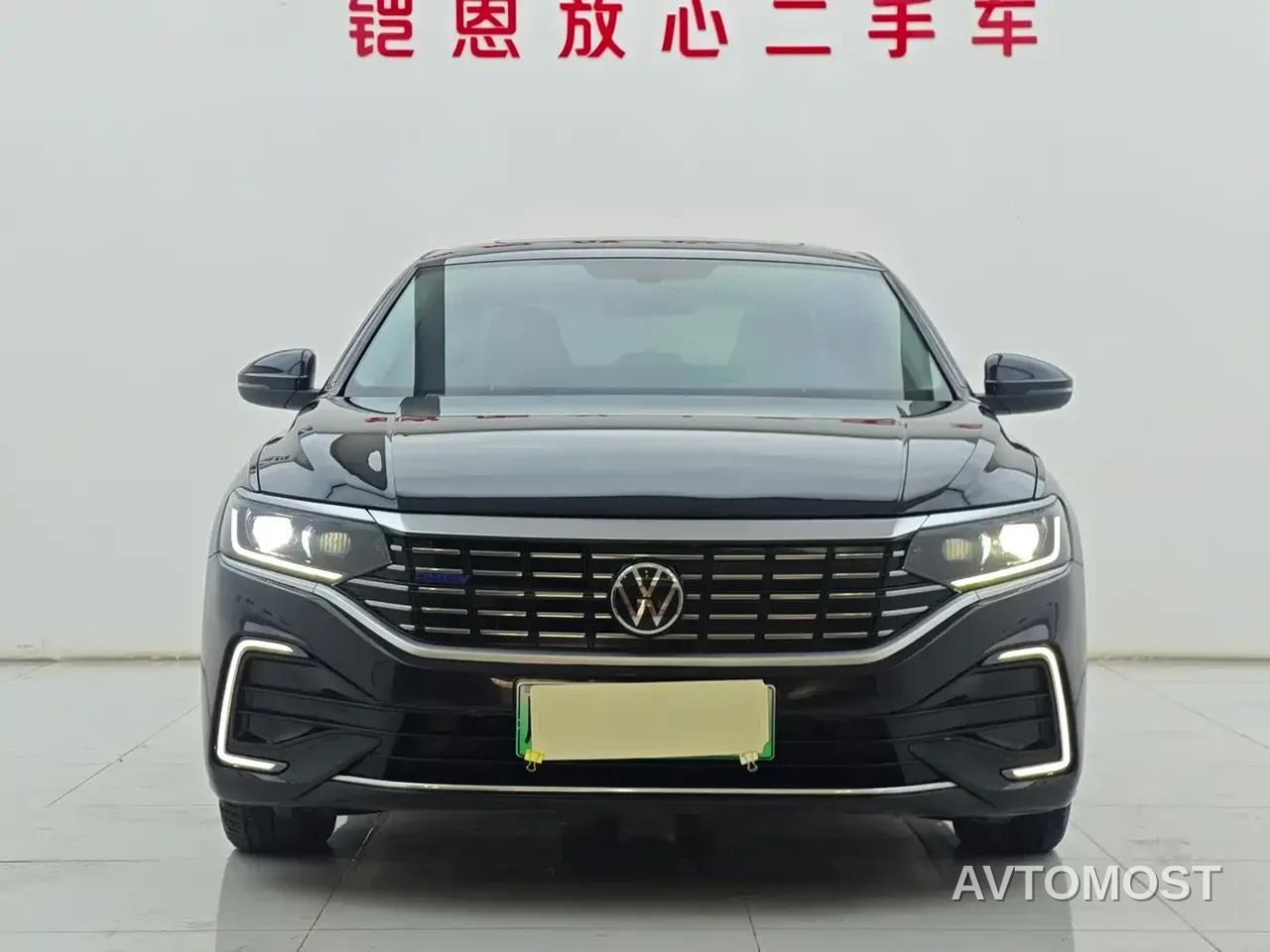 Volkswagen Passat New Energy 2022 430PHEV Hybrid Business Edition — фото 3