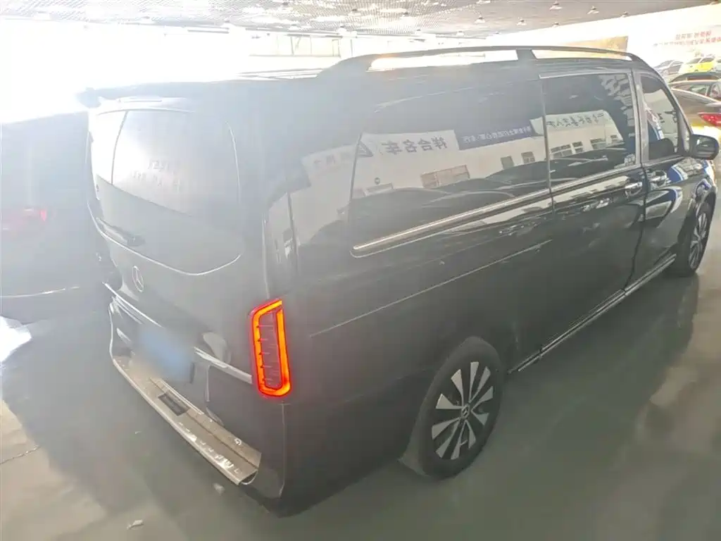 Mercedes-Benz Vito 2021 2.0T Elite 7-Seater — фото 7