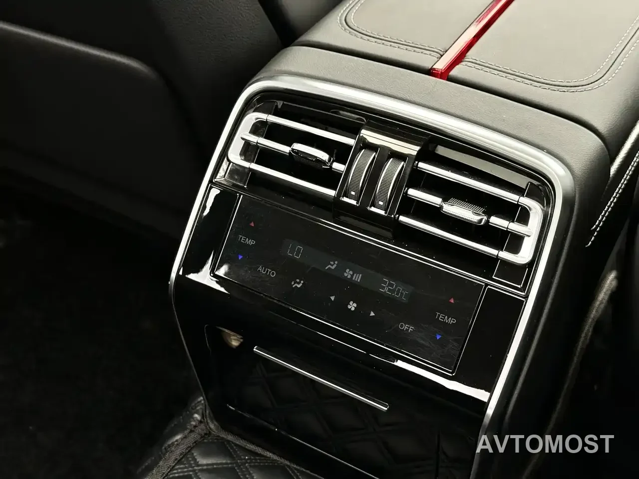 Hongqi H9 2020 2.0T Smart Connection Qi Yue Edition — фото 16