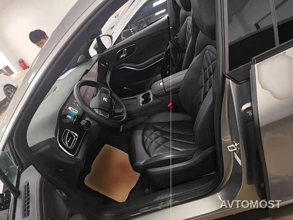 Roewe Feifan R7 2025 Model Advanced Edition — фото 10