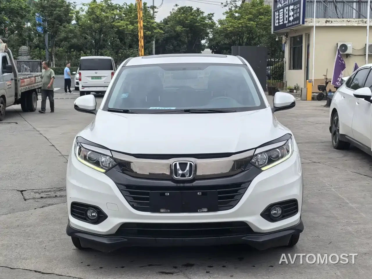 Honda Vezel 2020 1.5L CVT Pioneer — фото 2