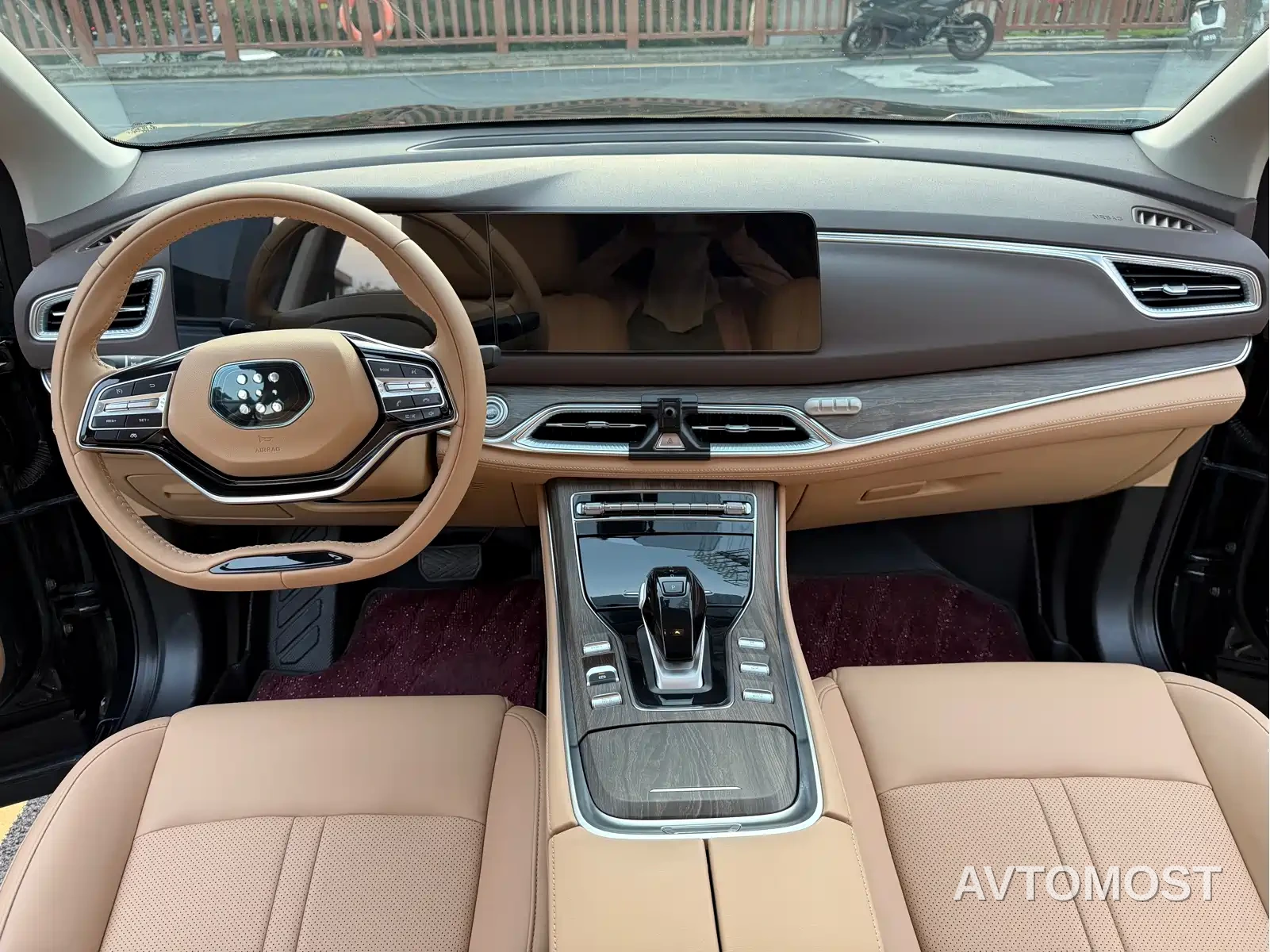 Landian E5 2024 Glory Edition 100KM Premium Type 7-Seater — фото 4