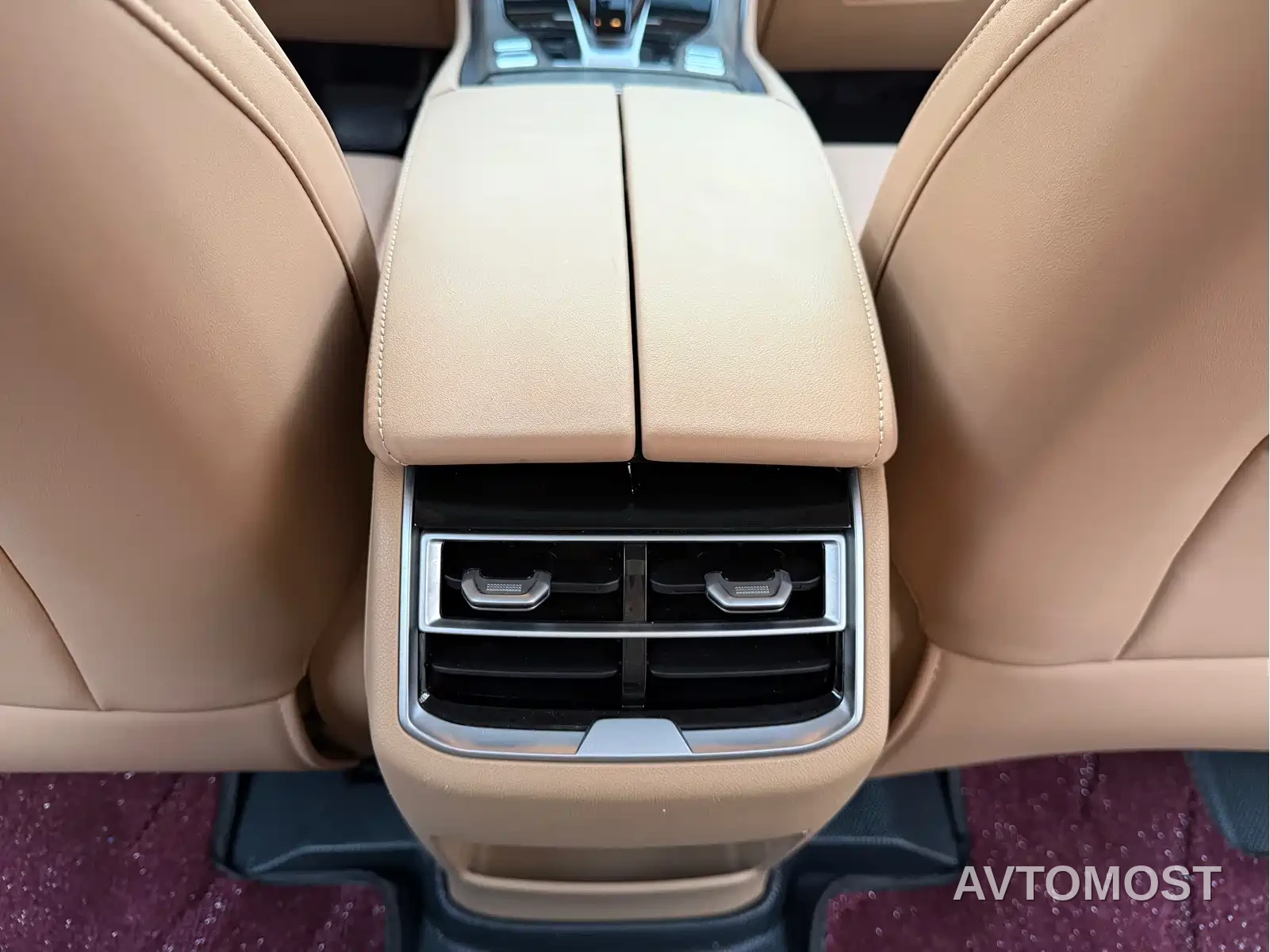 Landian E5 2024 Glory Edition 100KM Premium Type 7-Seater — фото 12