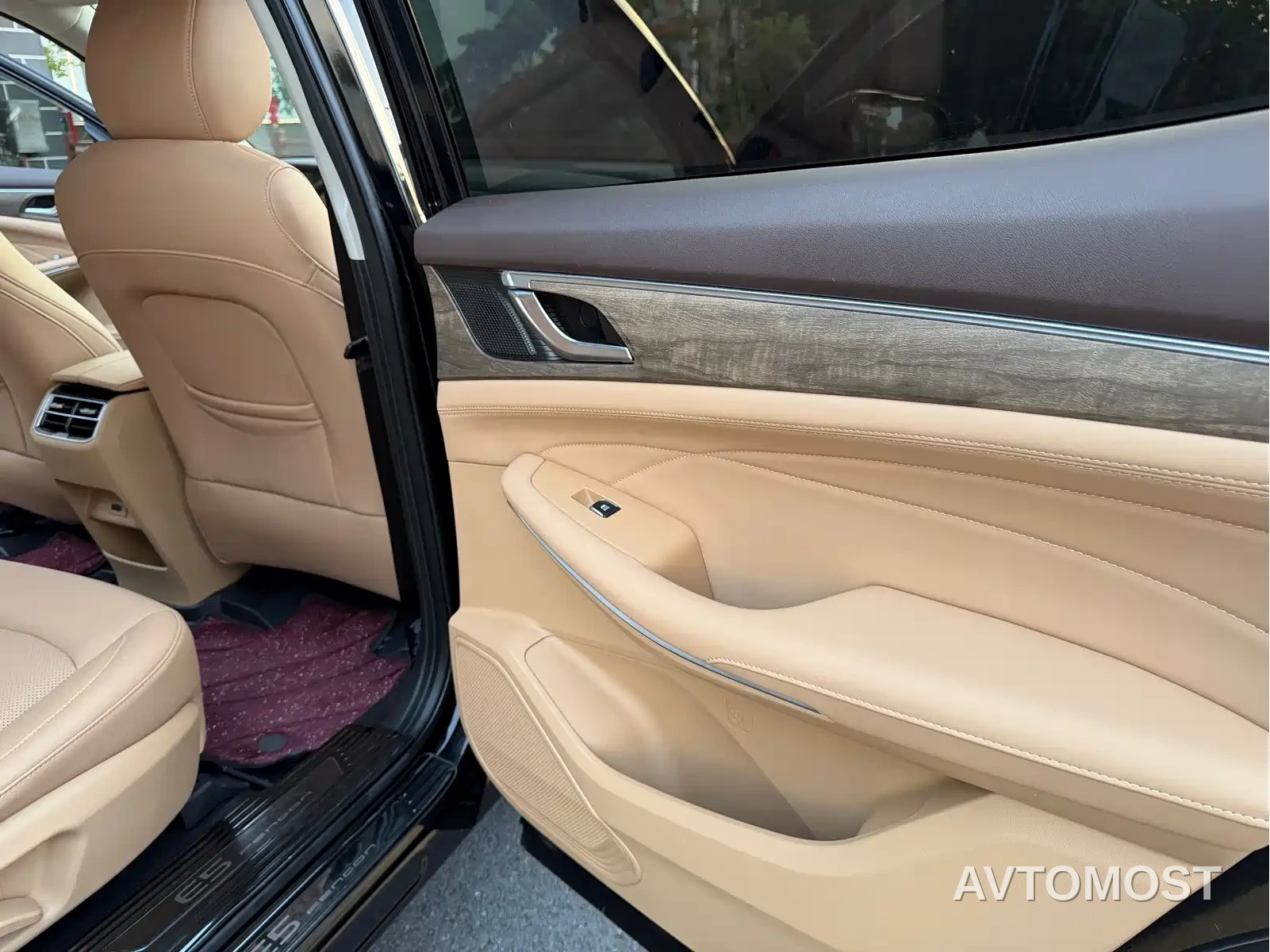 Landian E5 2024 Glory Edition 100KM Premium Type 7-Seater — фото 20