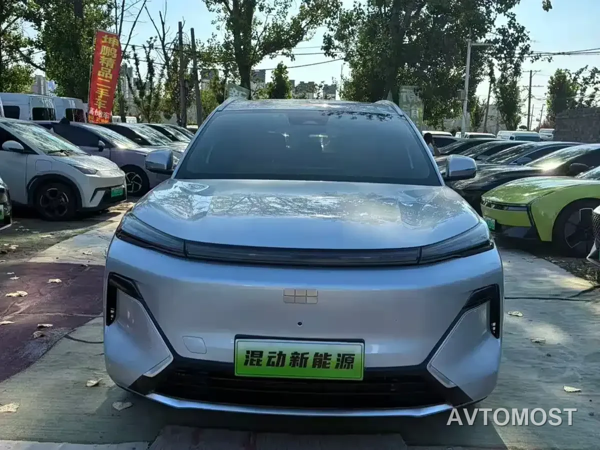 Geely Galaxy Starship 7 EM-i 2025 Model 120km Explorer+ Edition — фото 2